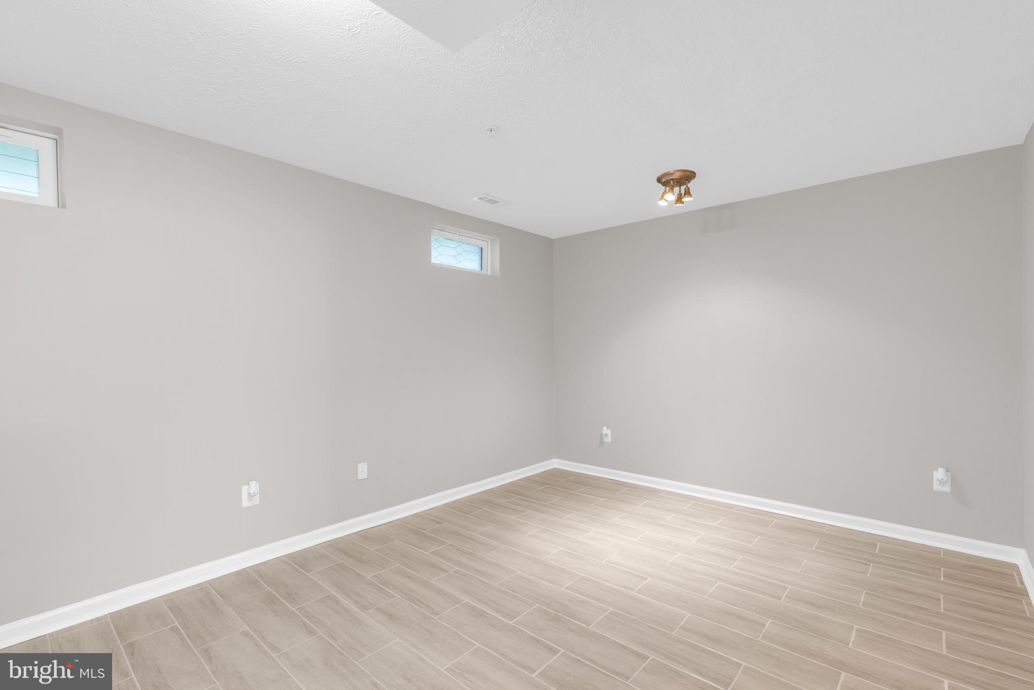 118 OLIVER HEIGHTS ROAD