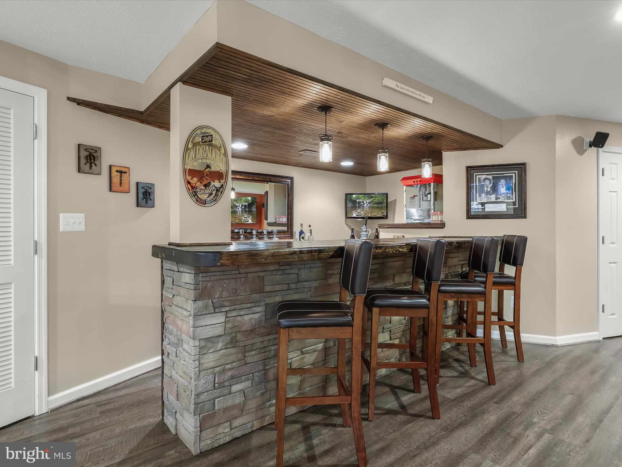 607 Corsair Ct