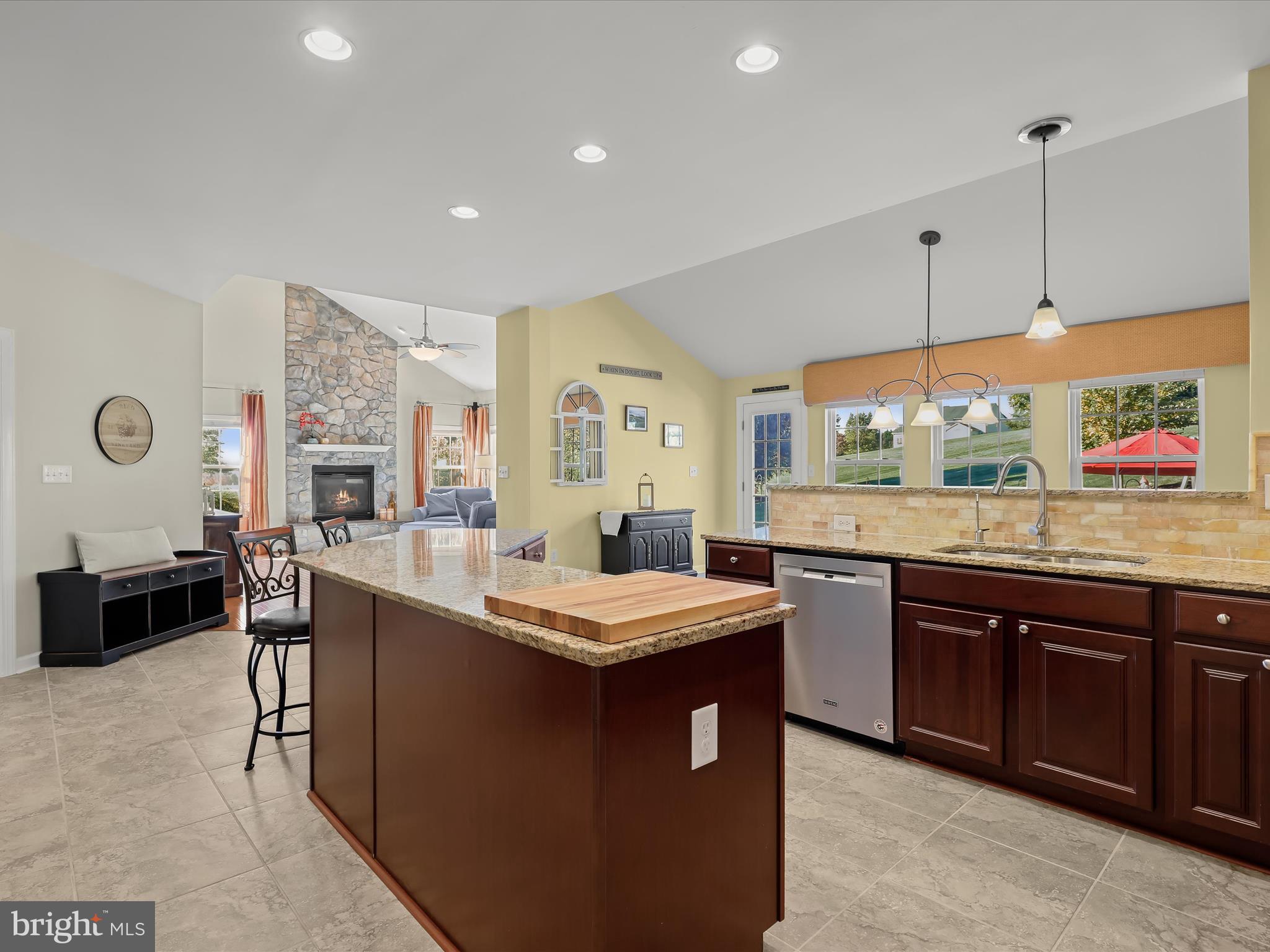 607 Corsair Ct