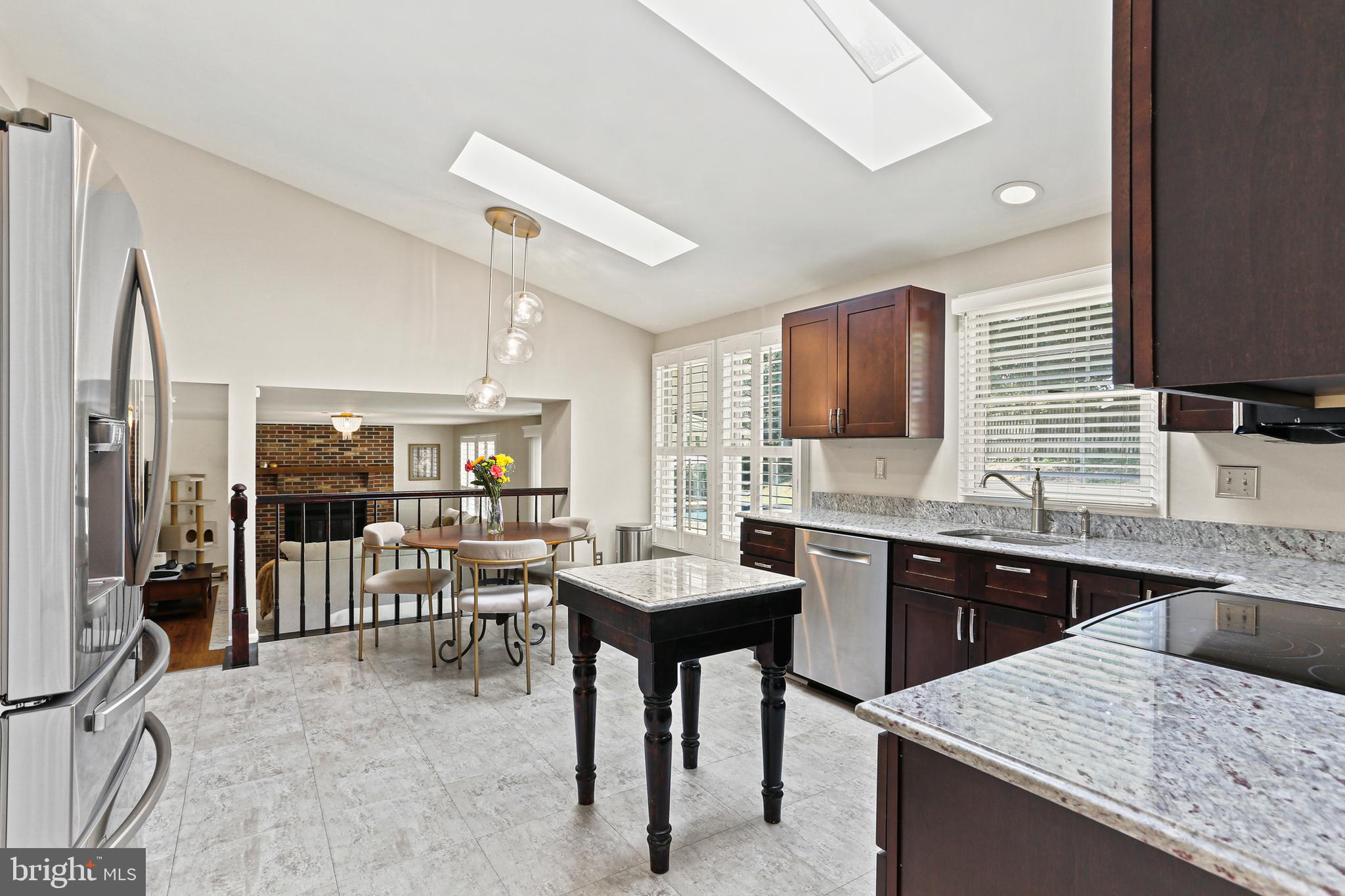 5733 Brothers Partnership Ct
