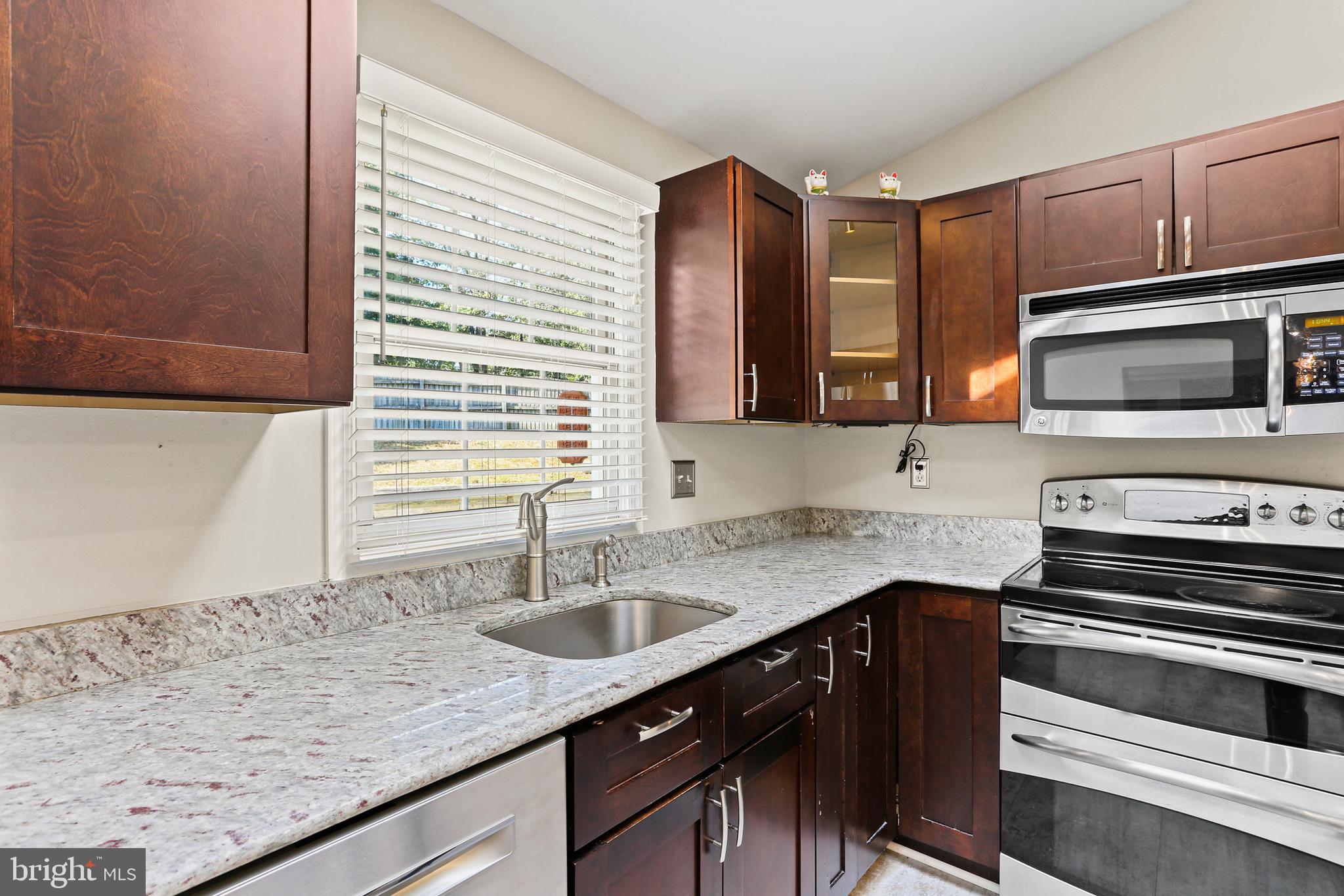 5733 Brothers Partnership Ct