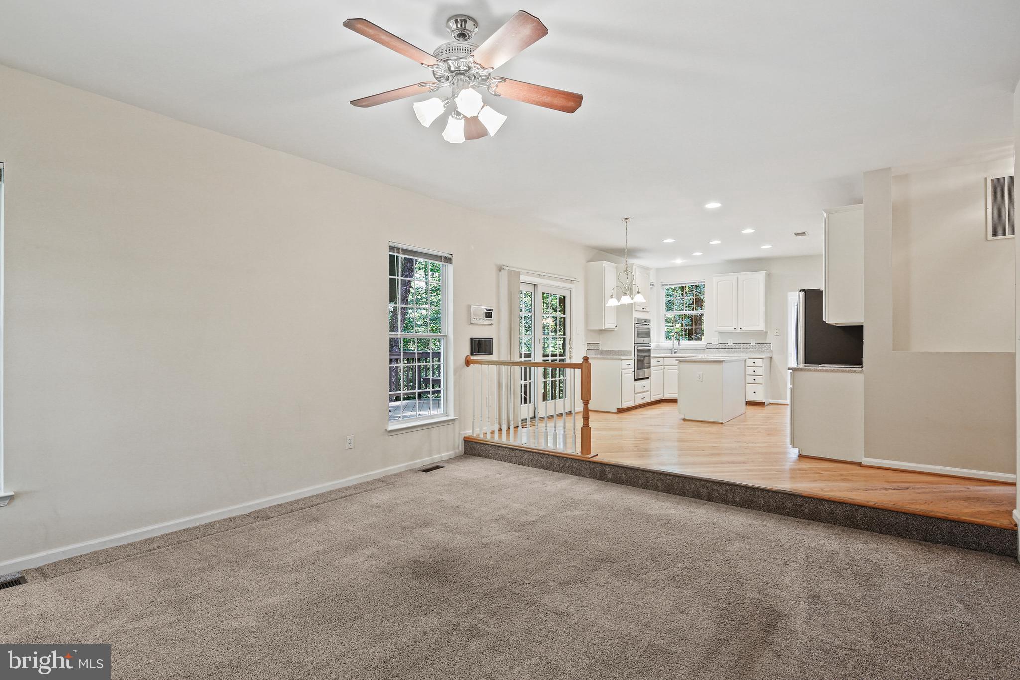 5313 Woodlot Rd