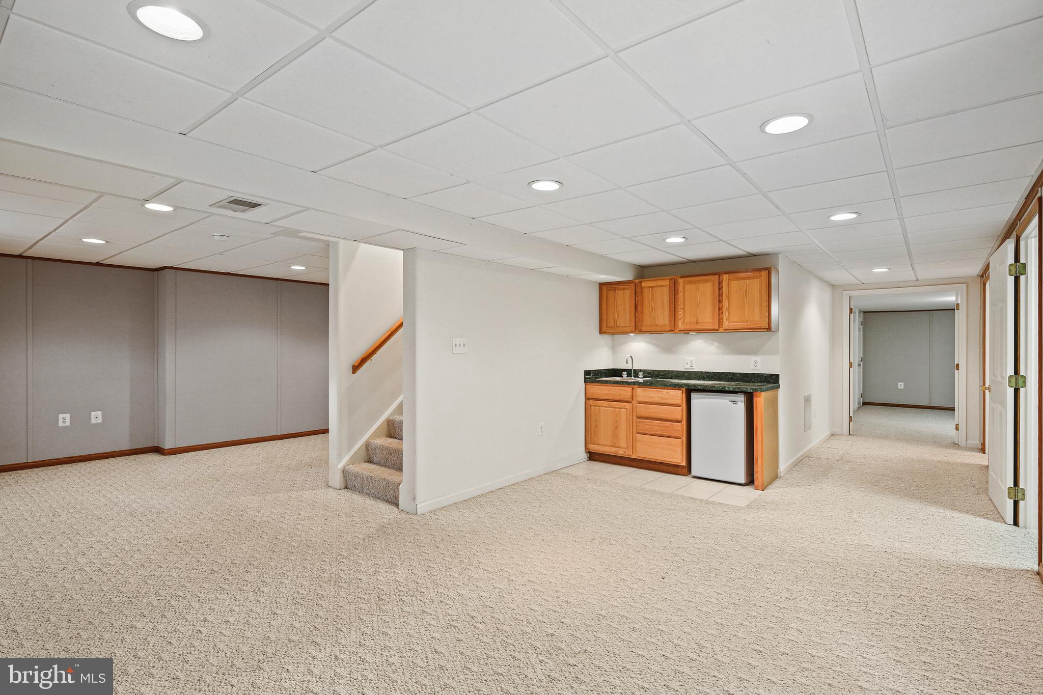 5313 Woodlot Rd