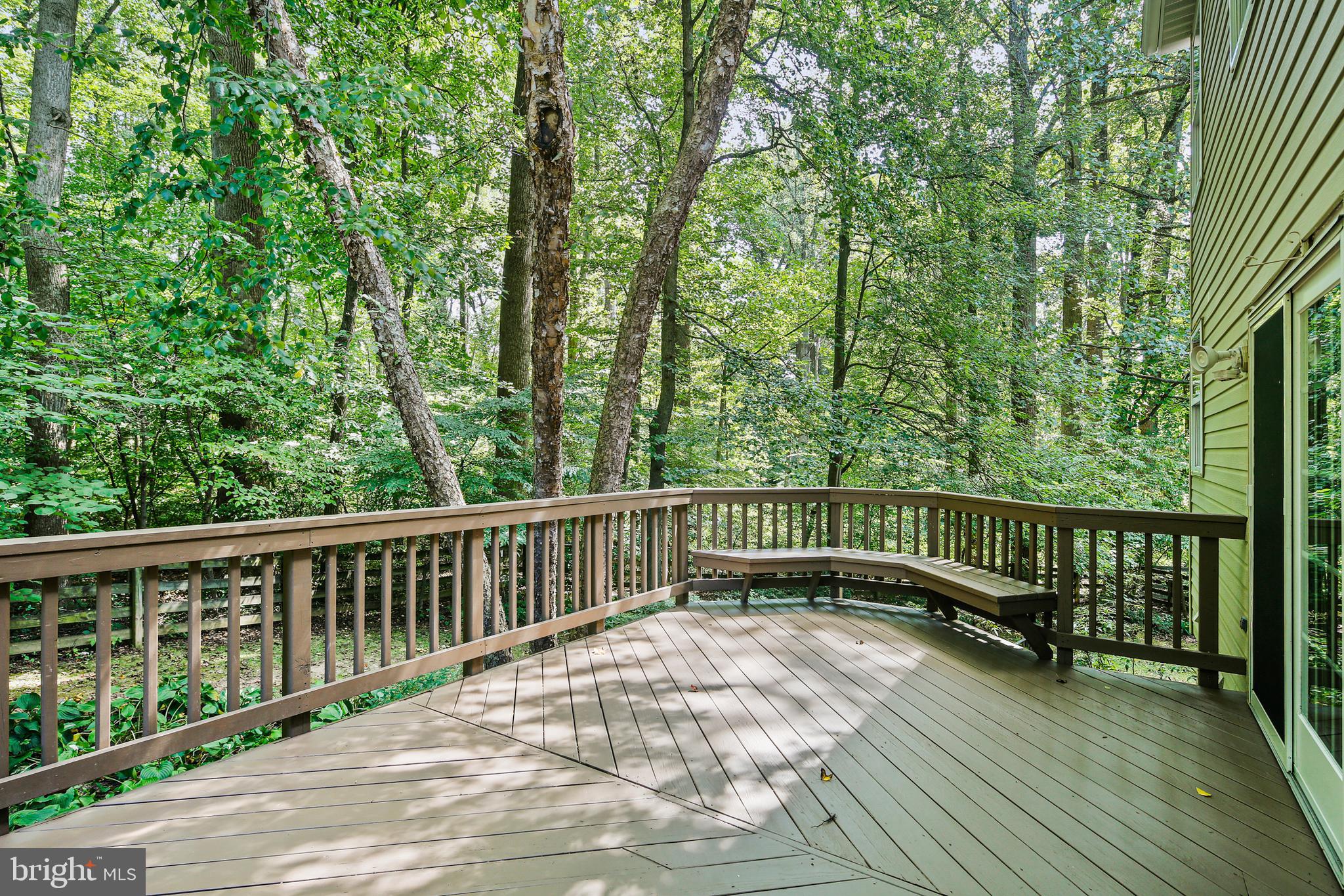 5313 Woodlot Rd