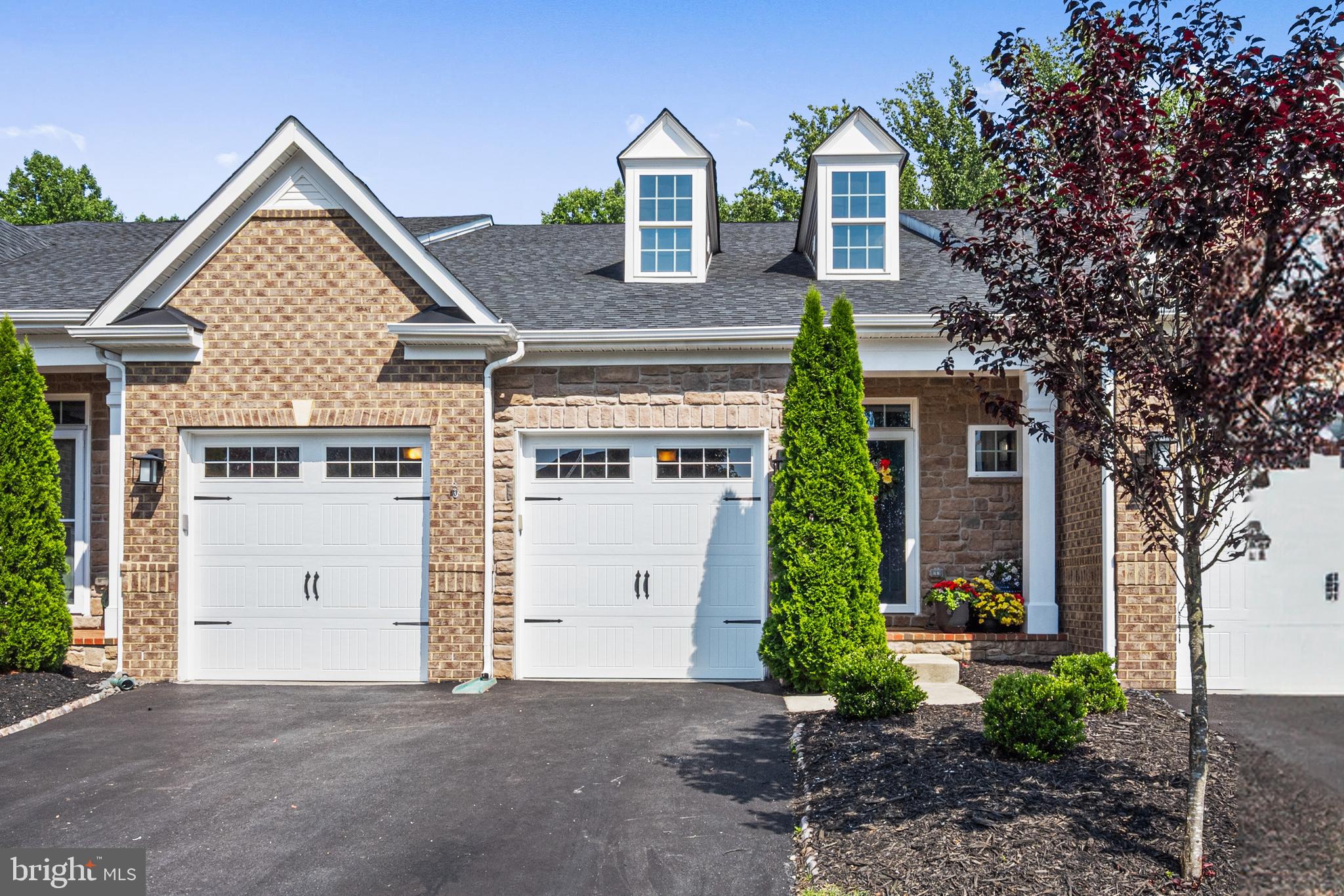 2757 Vardon Ln