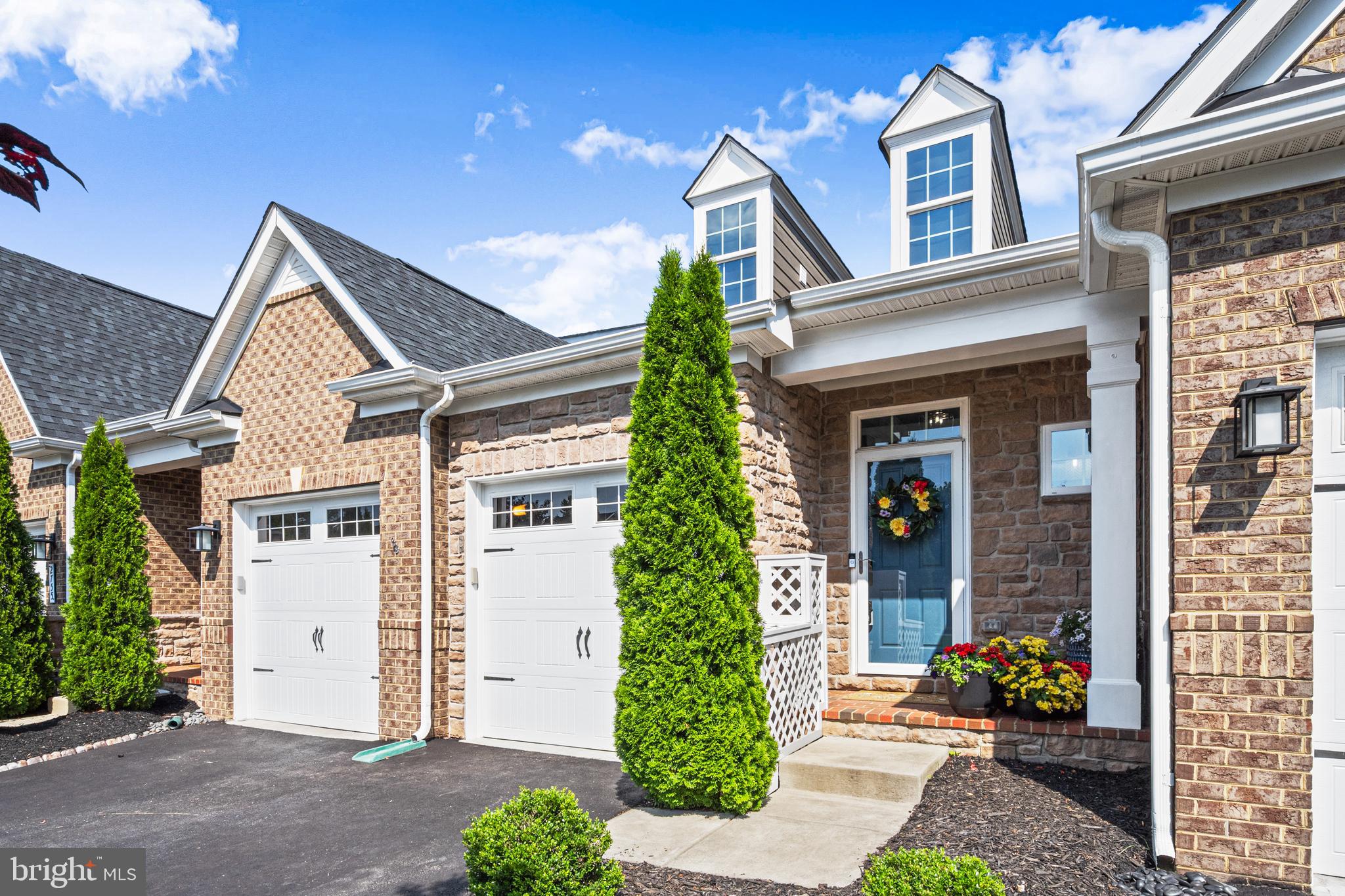 2757 Vardon Ln
