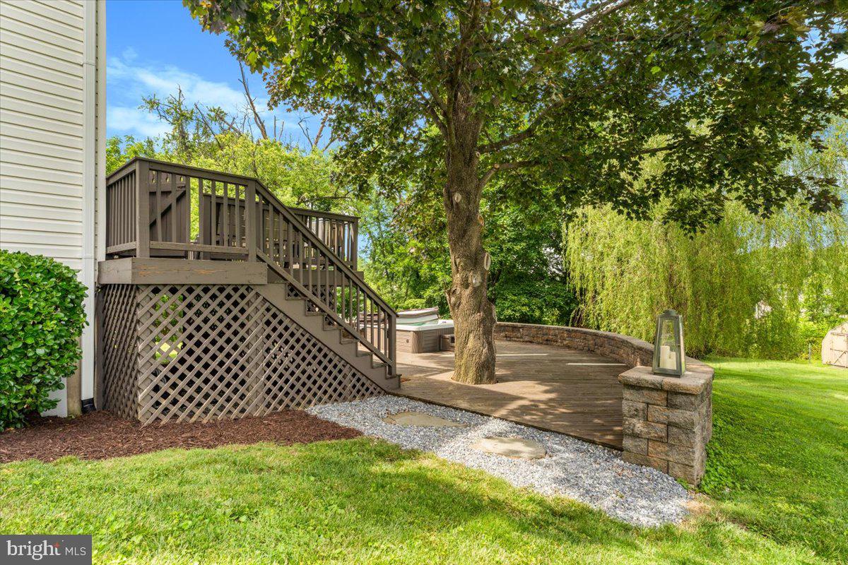 8817 Autumn Hill Ct