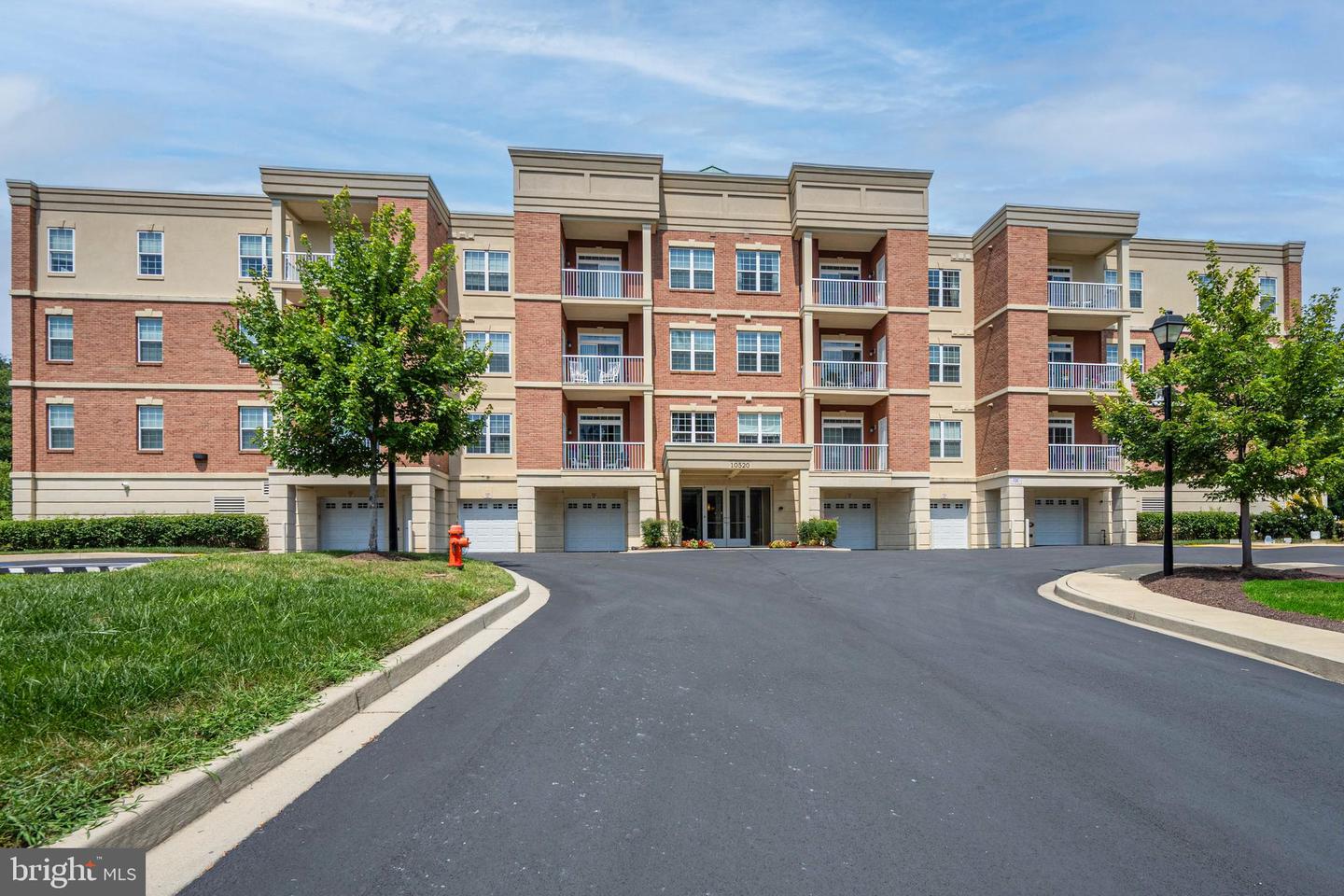 10520 Resort Rd #106