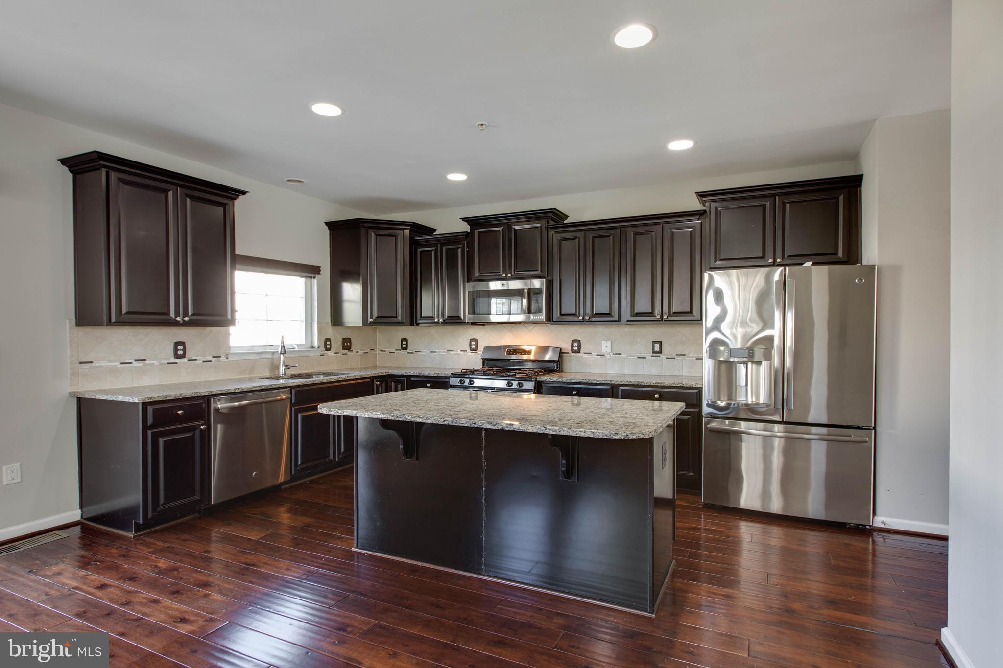 7021 SOUTHMOOR STREET