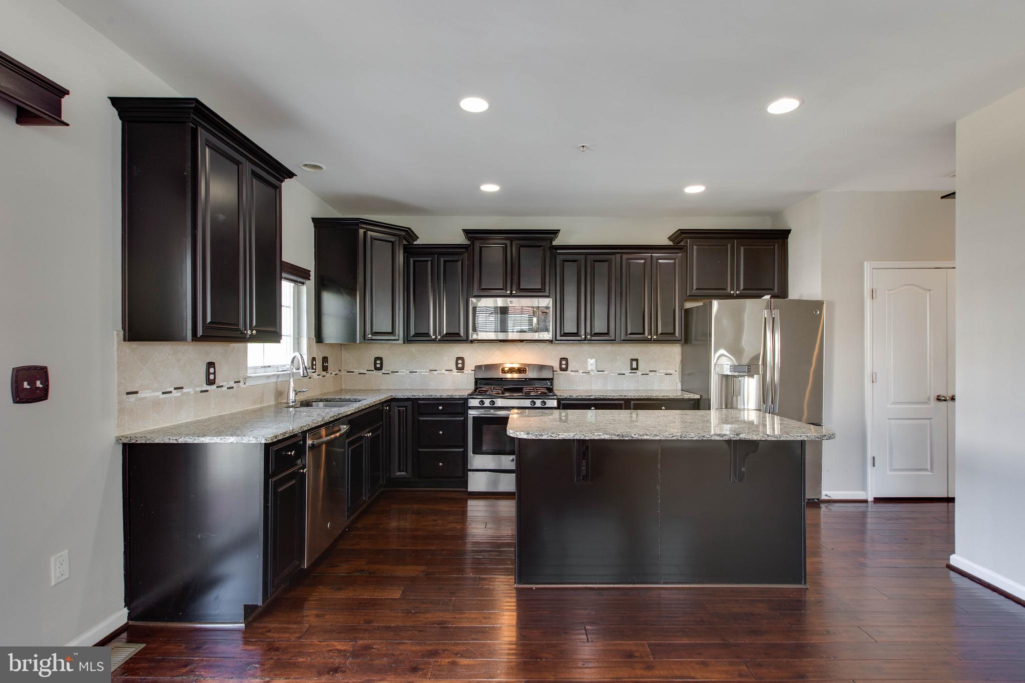 7021 SOUTHMOOR STREET