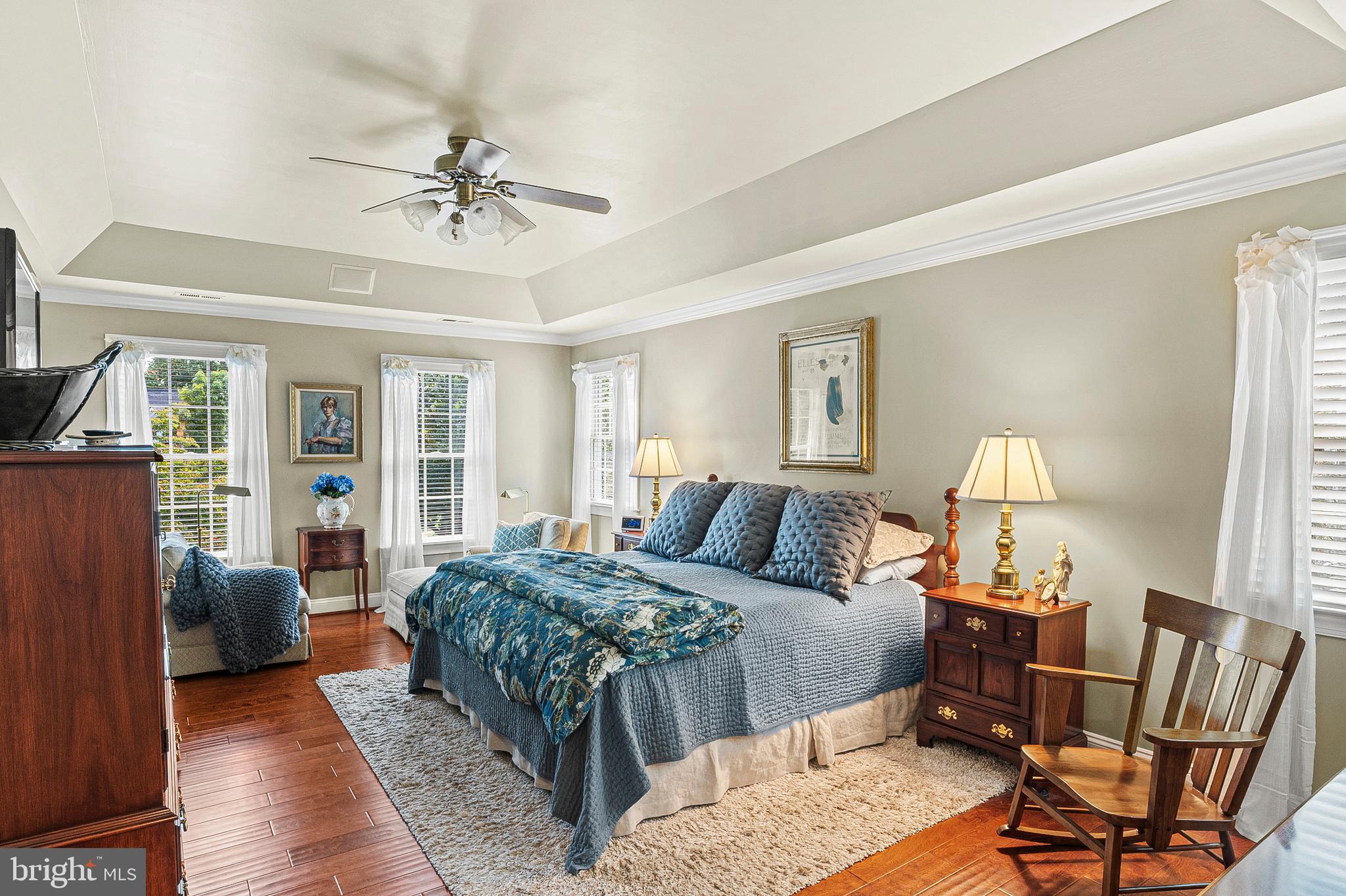 5138 NORTHERN FENCES LANE