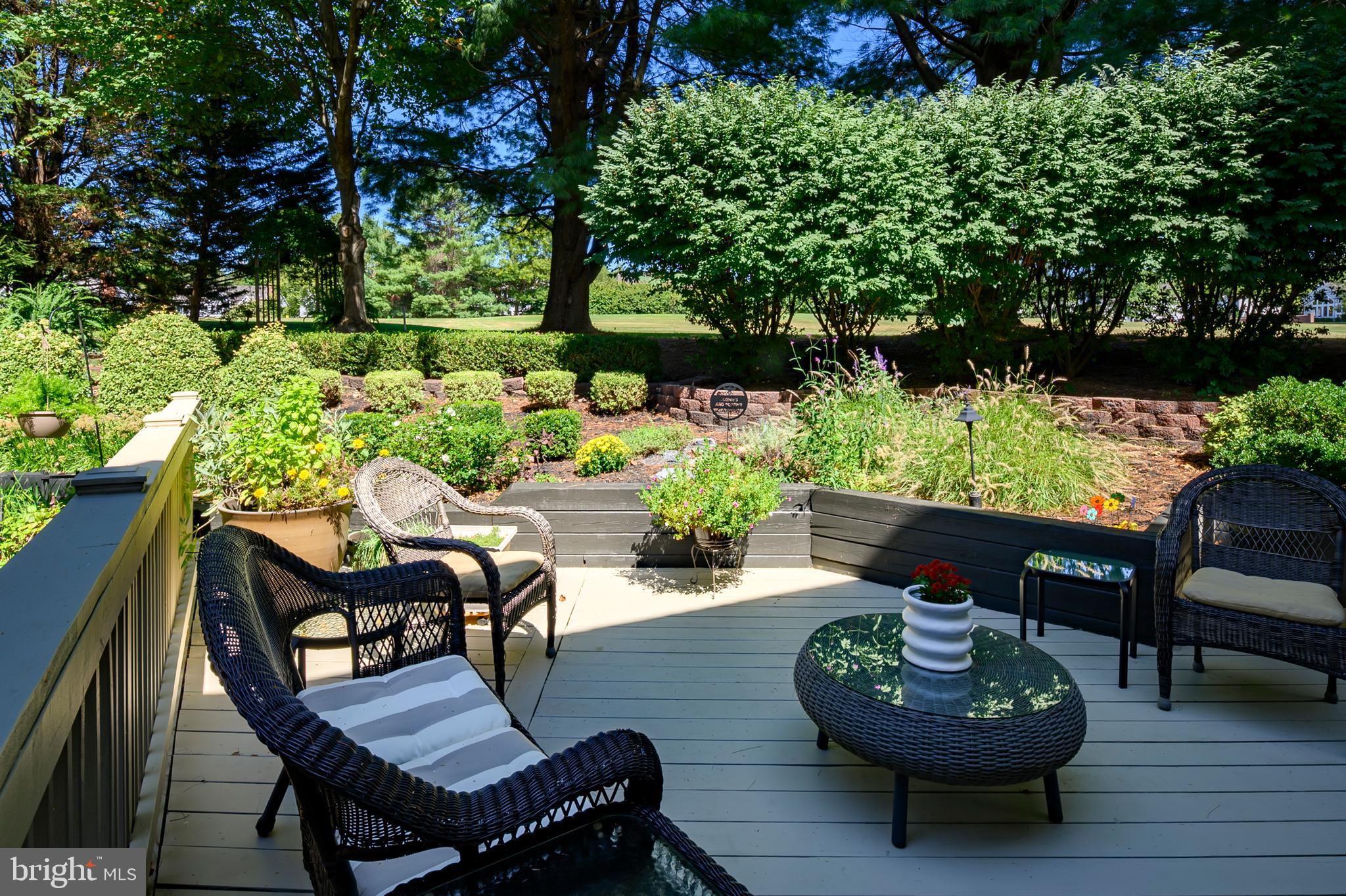 5138 NORTHERN FENCES LANE