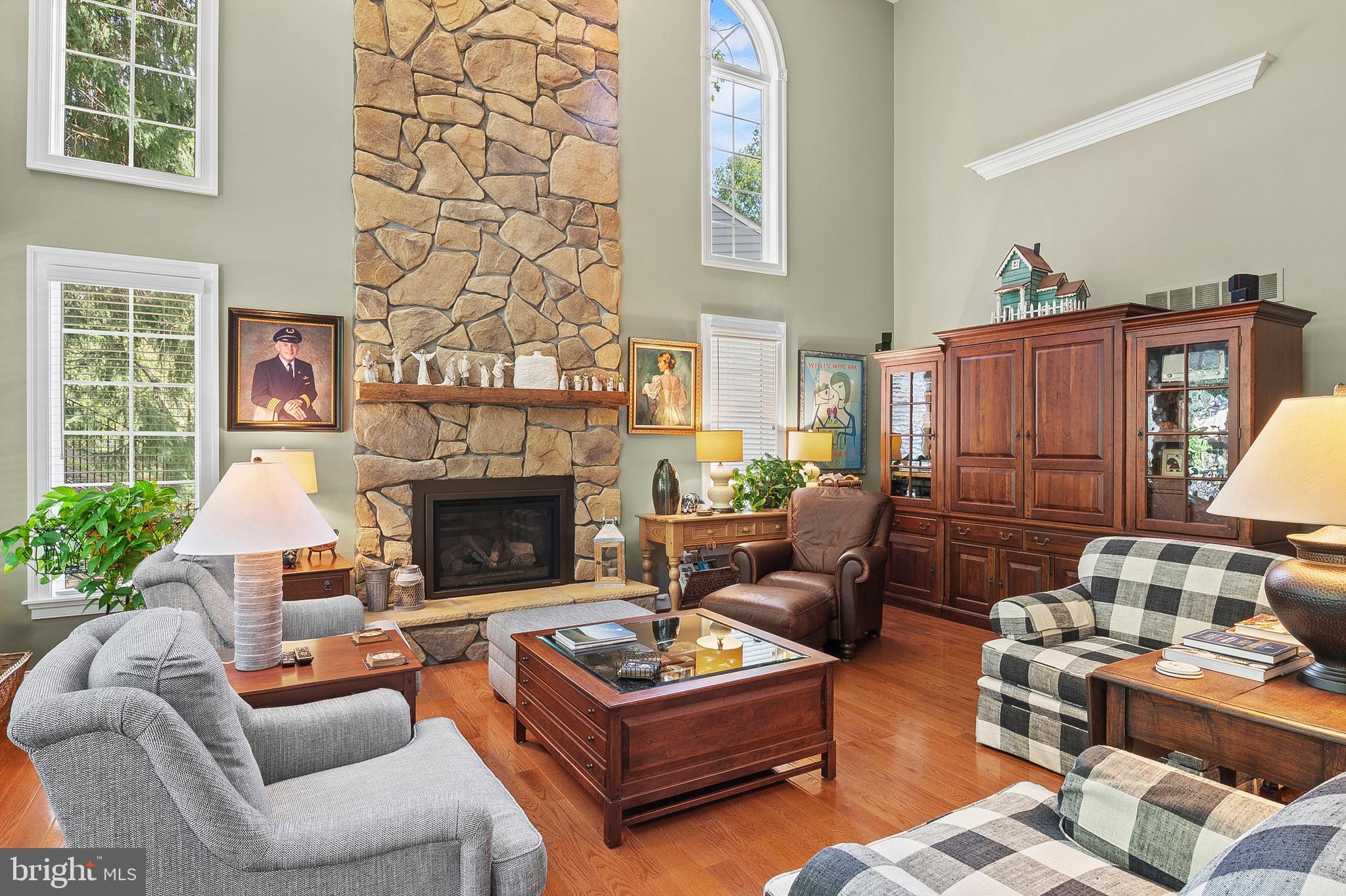 5138 NORTHERN FENCES LANE