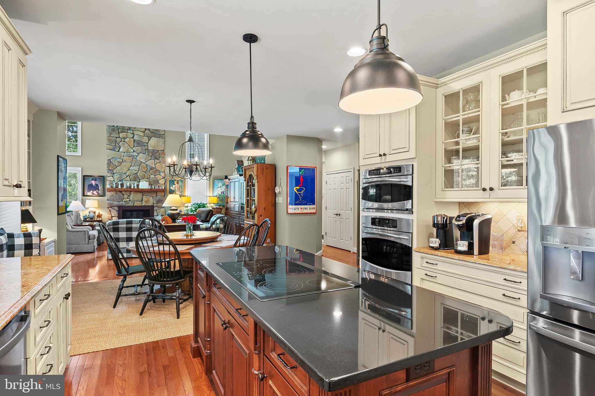 5138 NORTHERN FENCES LANE