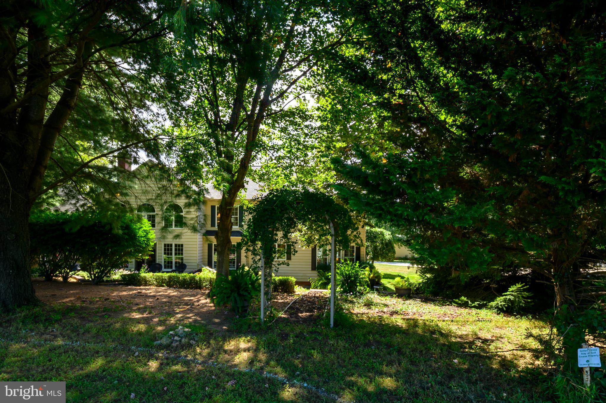 5138 NORTHERN FENCES LANE