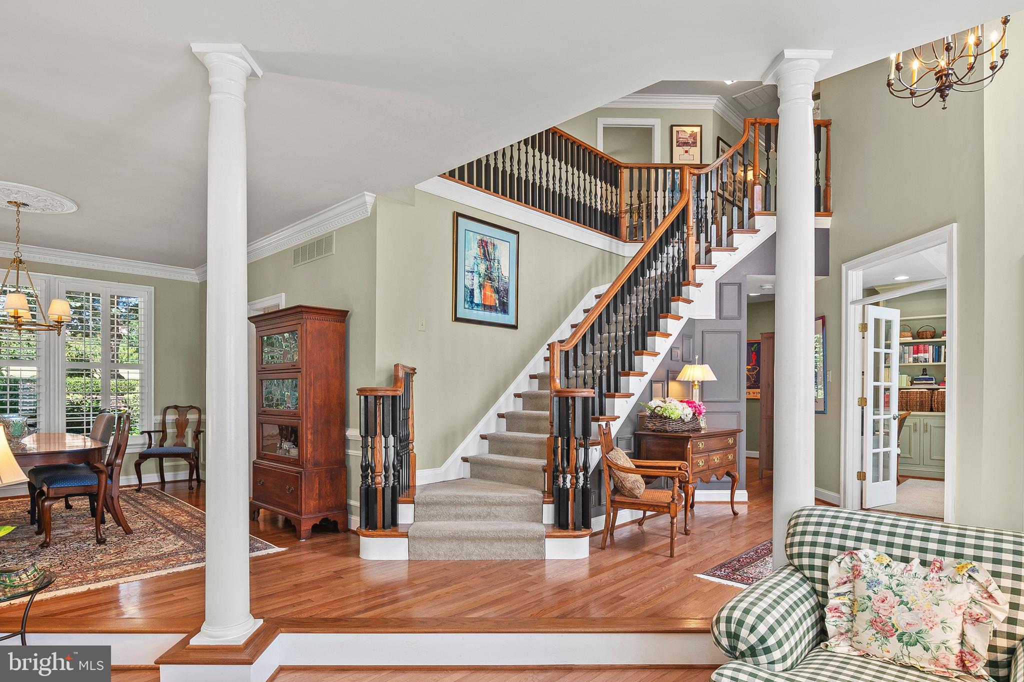 5138 NORTHERN FENCES LANE