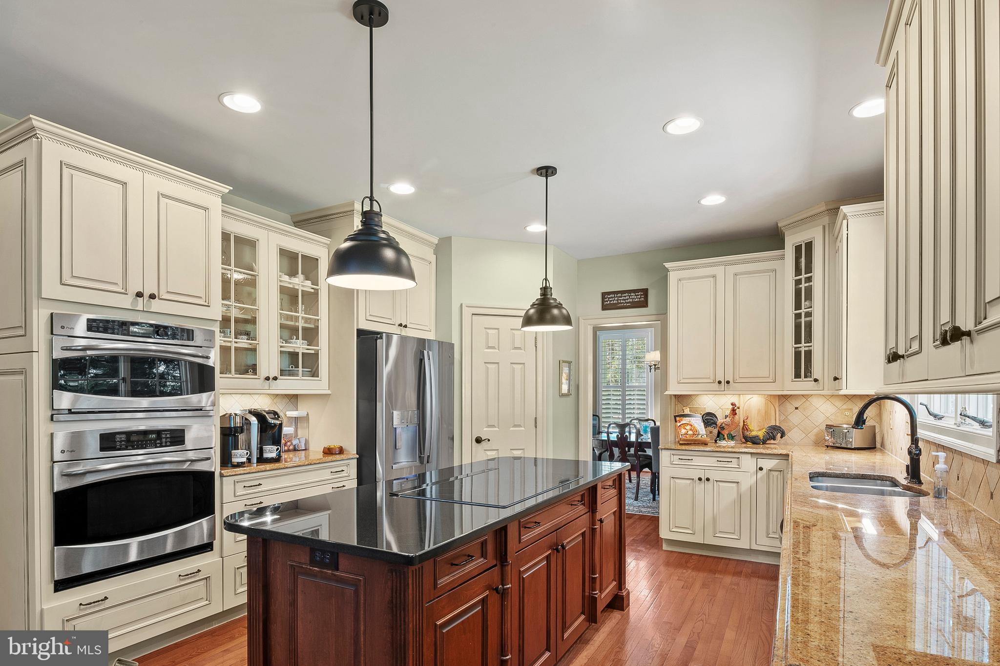 5138 NORTHERN FENCES LANE