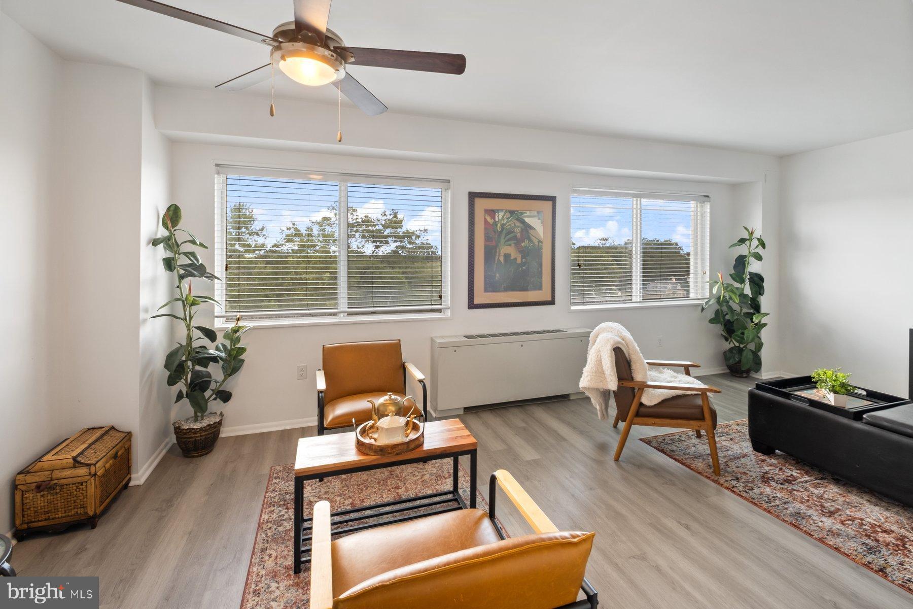 1111 UNIVERSITY BOULEVARD W