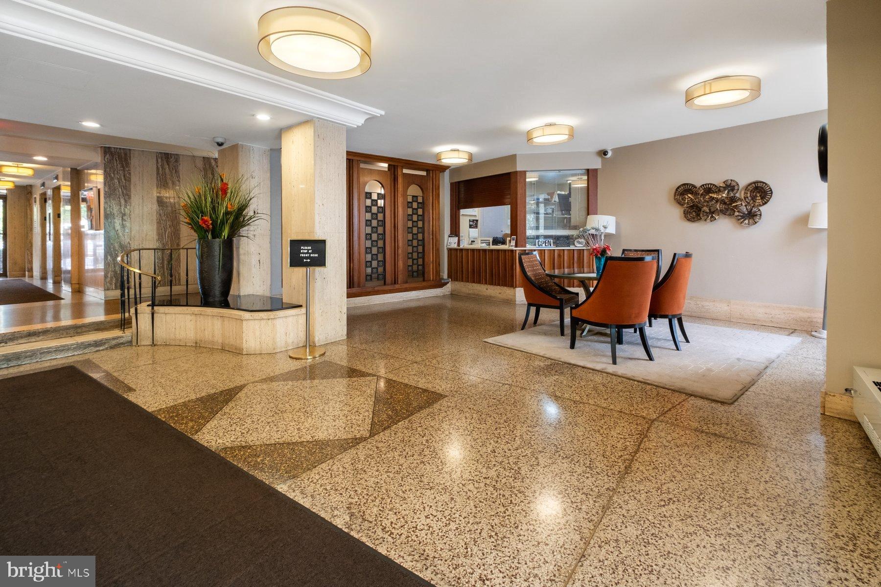 1111 UNIVERSITY BOULEVARD W