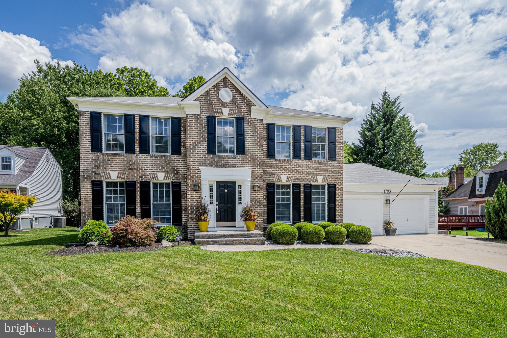 1703 Pepper Tree Ct
