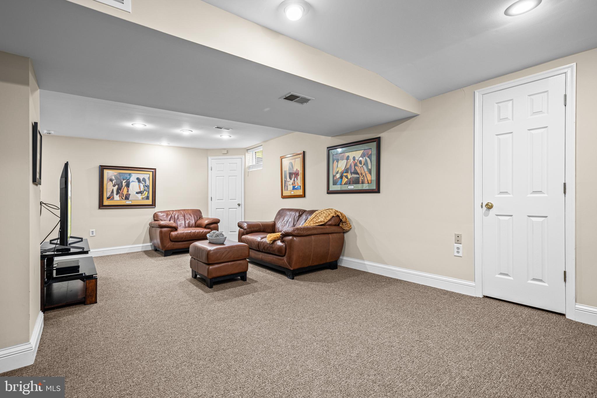 1703 Pepper Tree Ct