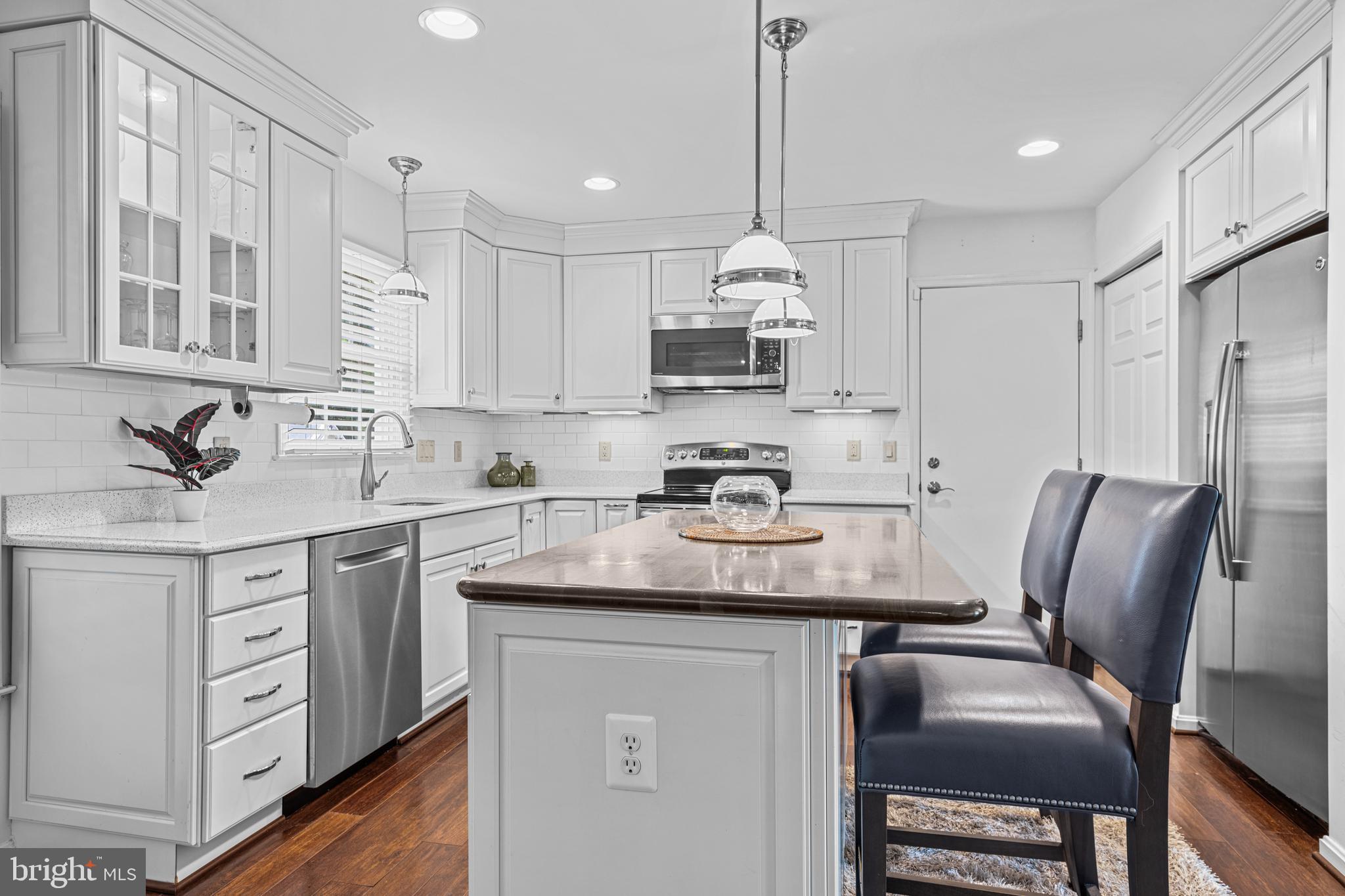 1703 Pepper Tree Ct