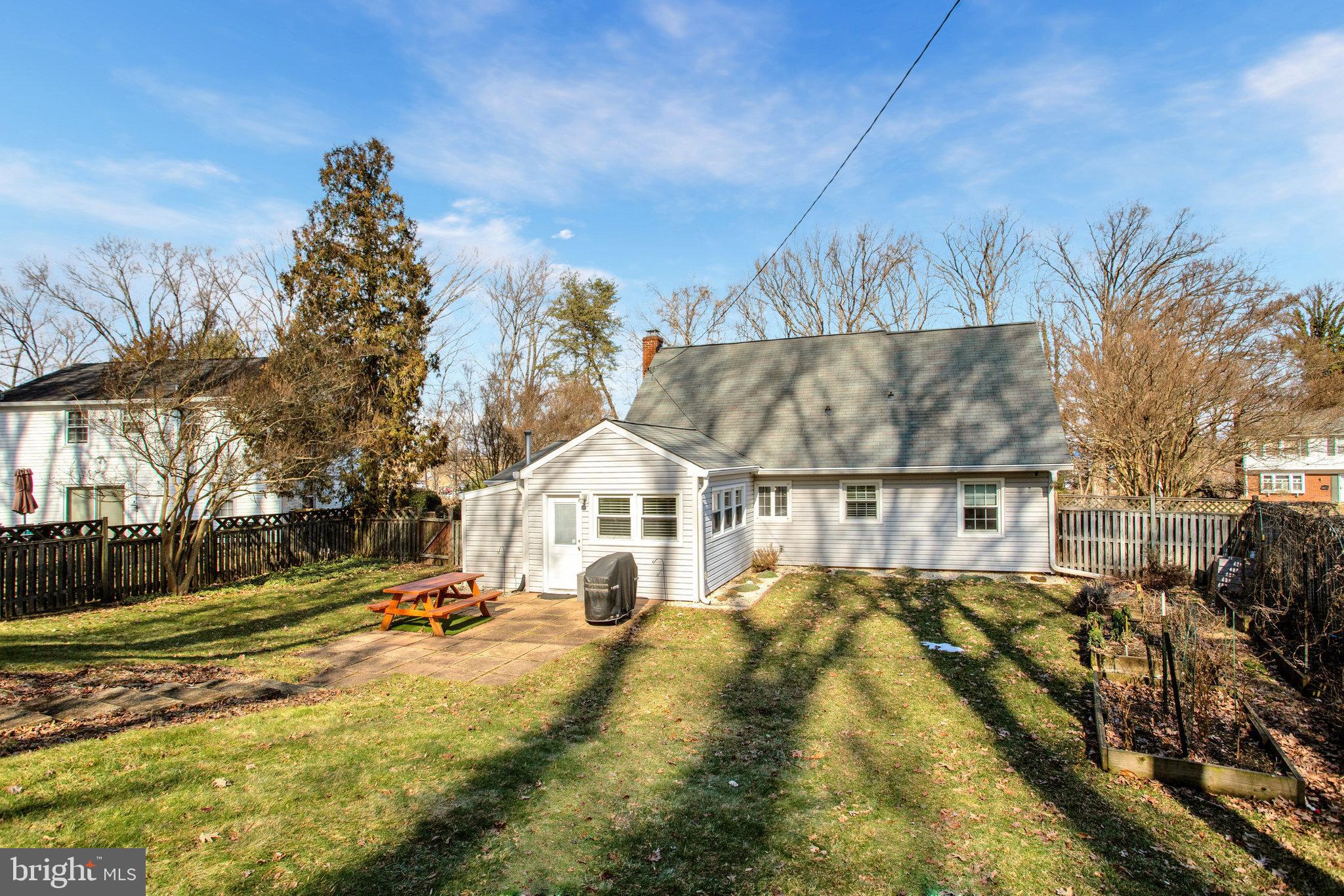12325 Tilbury Ln