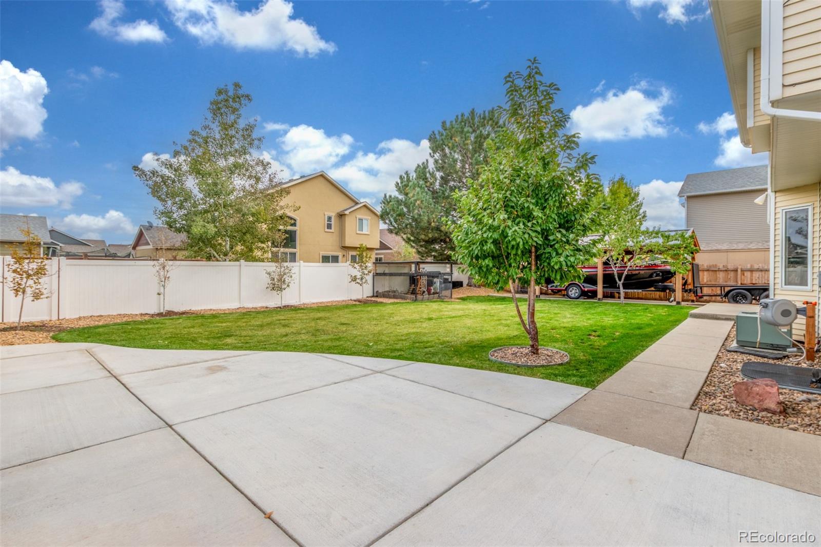 680 N 15th Avenue
