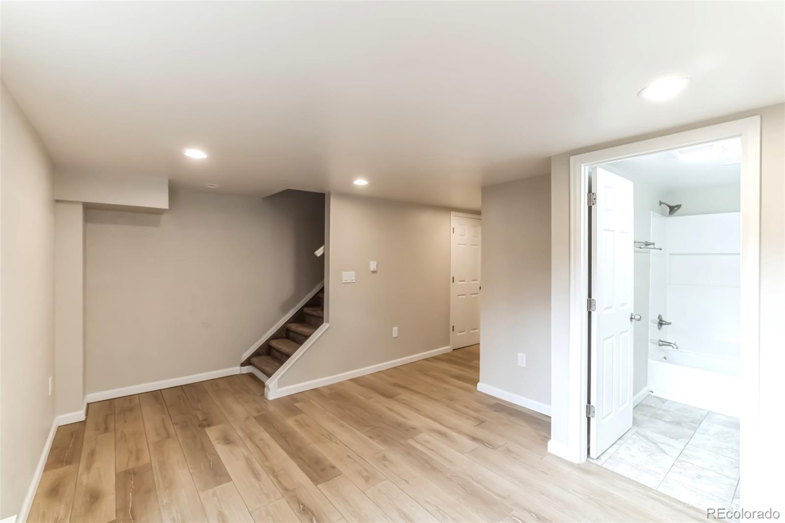 9105 Oberon Road Unit: 5