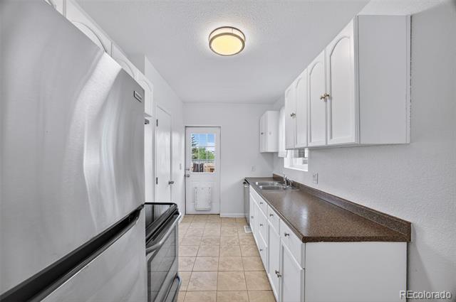 4022 Navajo Street