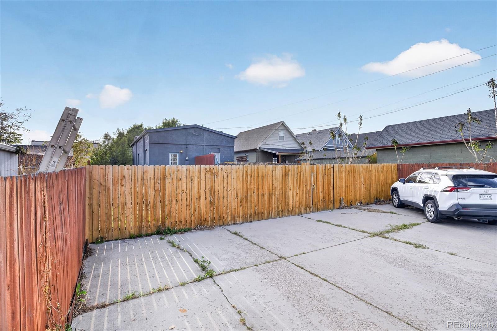 4022 Navajo Street