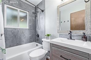 2075 Poteae Circle