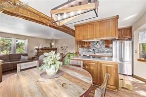 2075 Poteae Circle