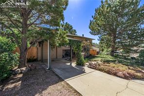2075 Poteae Circle