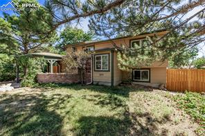 2075 Poteae Circle