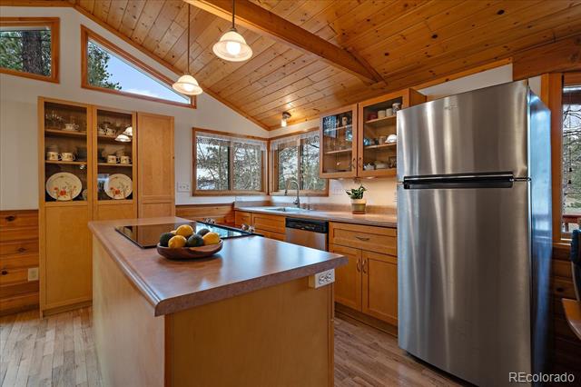 27888 Richmond Hill Road