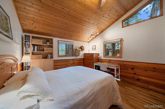 27888 Richmond Hill Road