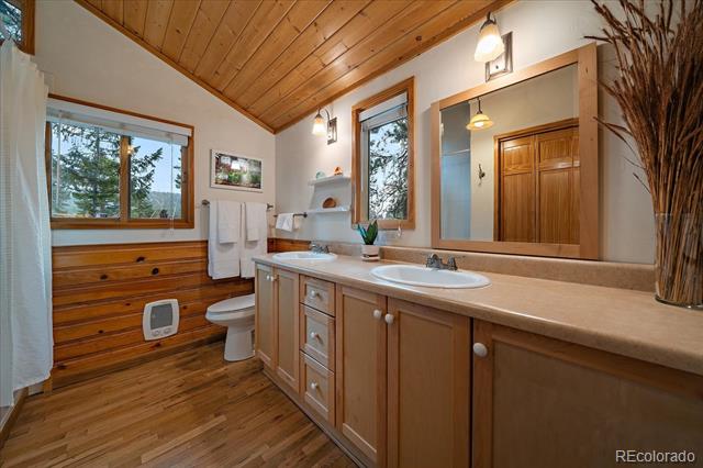 27888 Richmond Hill Road