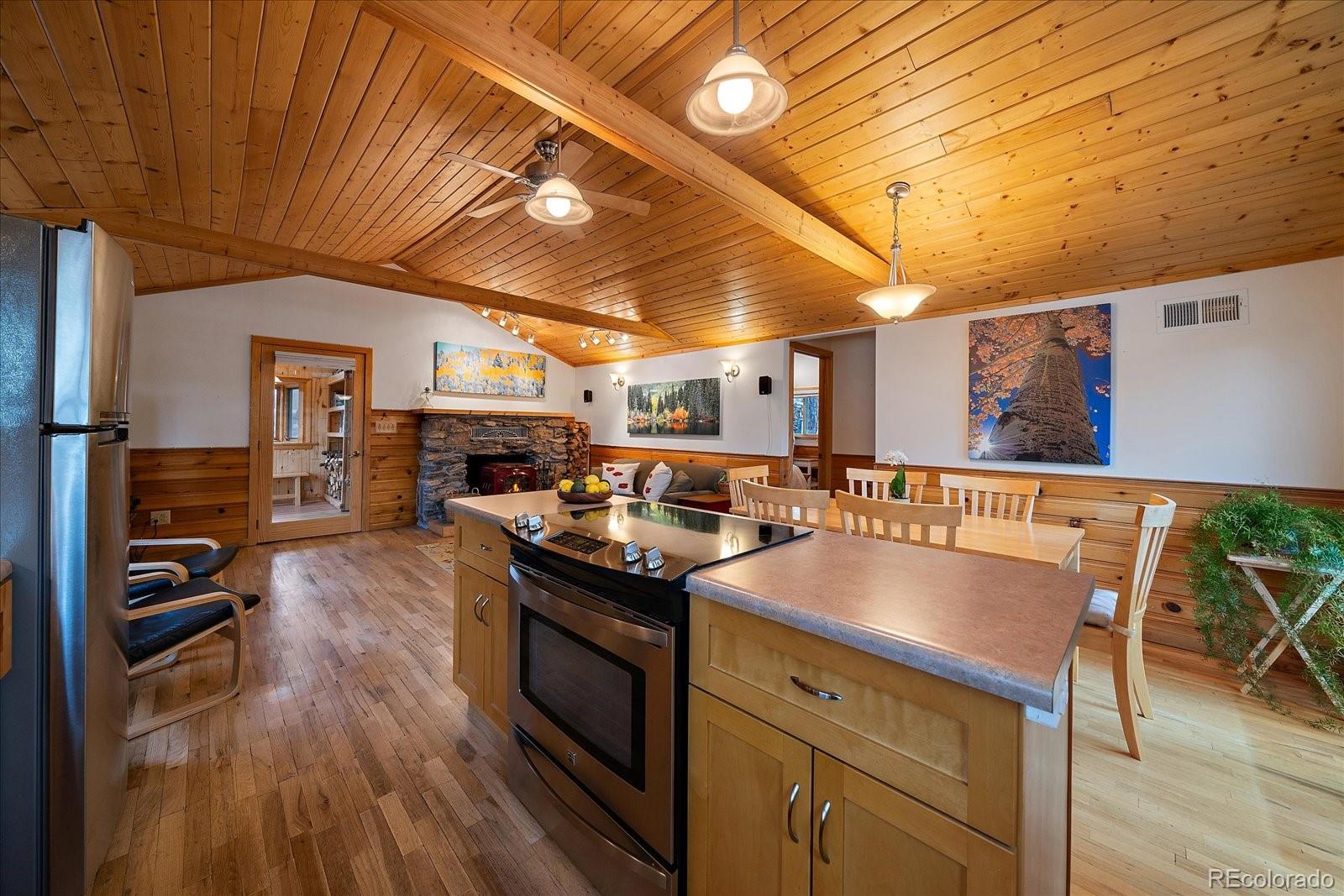 27888 Richmond Hill Road