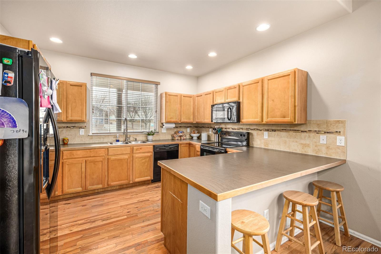 2325 Ballard Lane