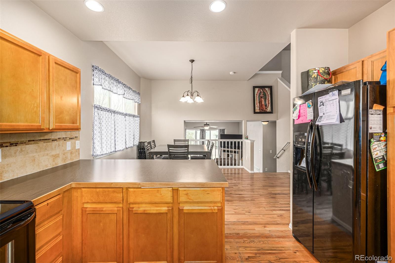 2325 Ballard Lane
