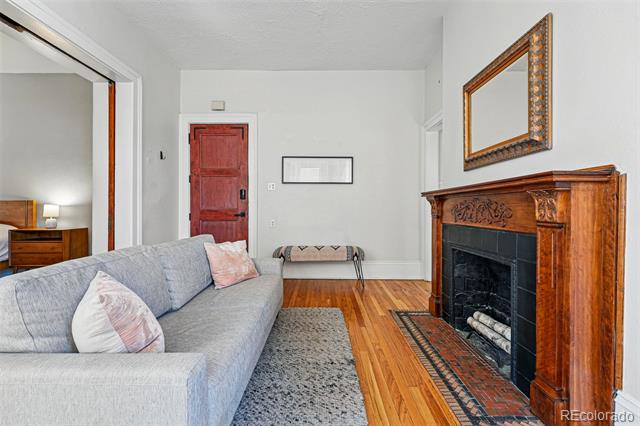 1136 N Logan Street Unit: 2