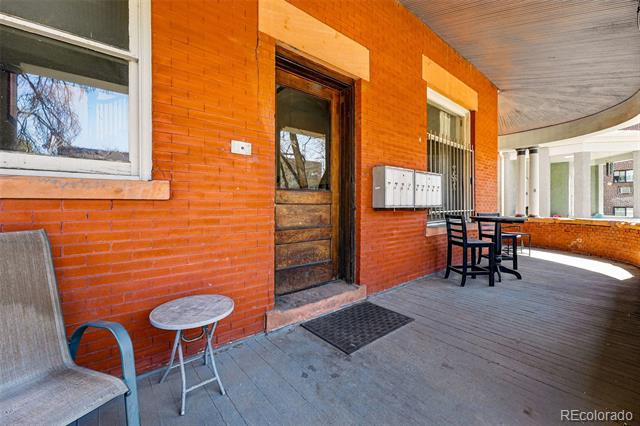1136 N Logan Street Unit: 2