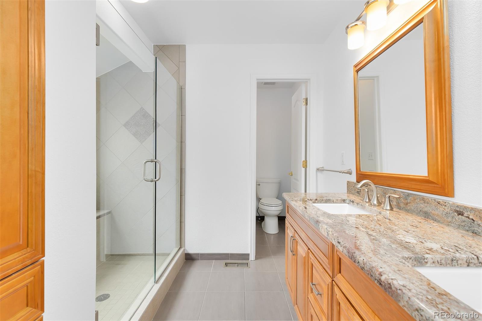 2509 E 126th Place