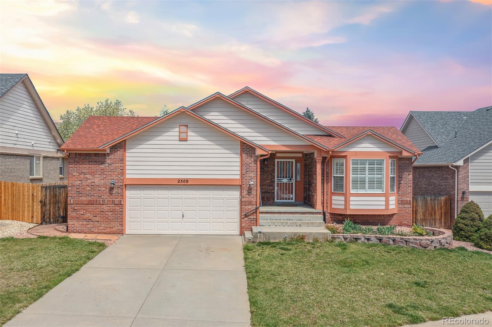 2509 E 126th Place