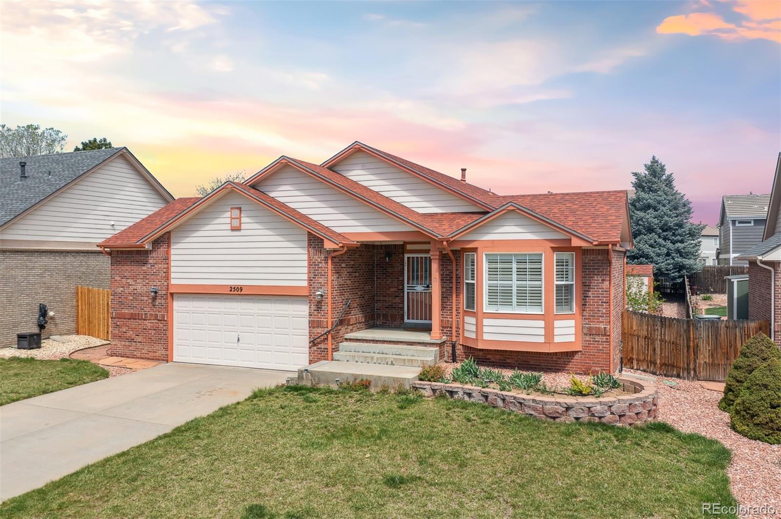 2509 E 126th Place