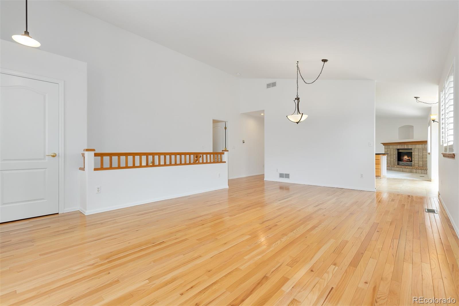 2509 E 126th Place