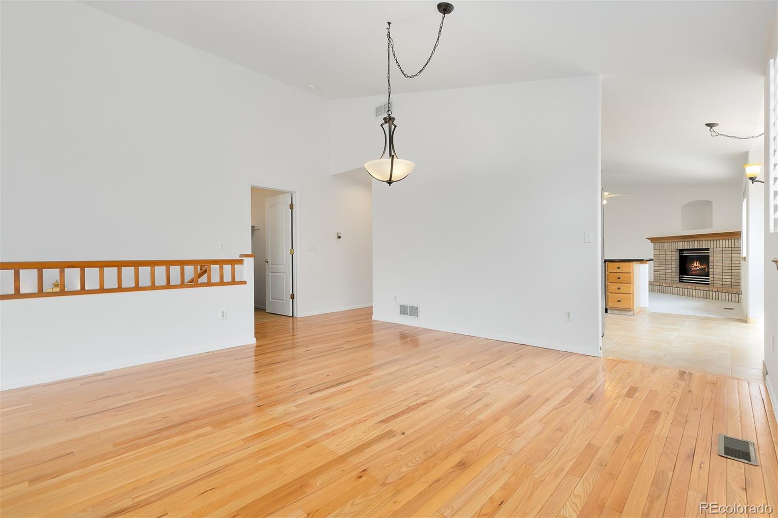 2509 E 126th Place