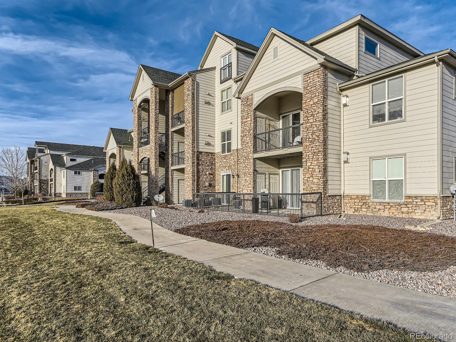 7292 S Blackhawk Street Unit: 206