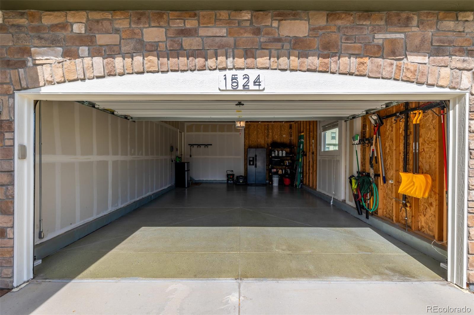 1524 Harpendon Court